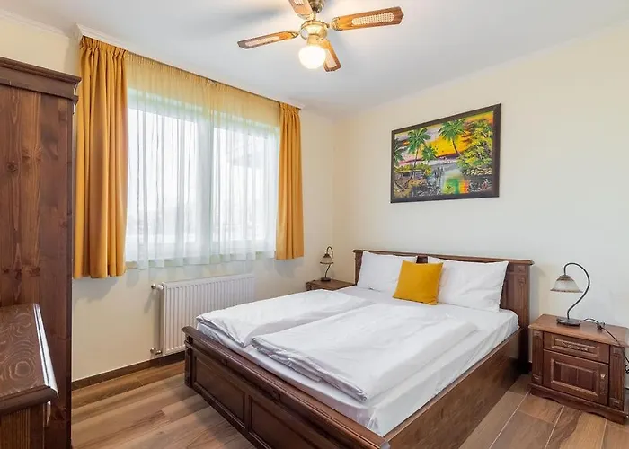 Ezuestpart By Bltn Appartement Siófok